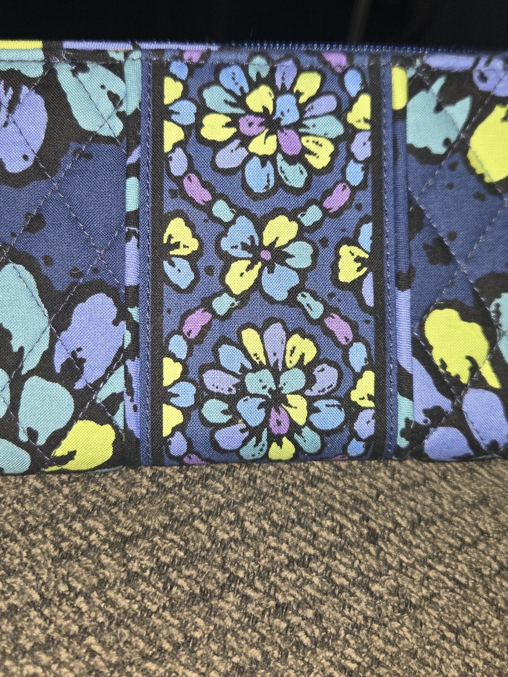 Vera Bradley accordion wallet in Indigo Pop.. Vintage